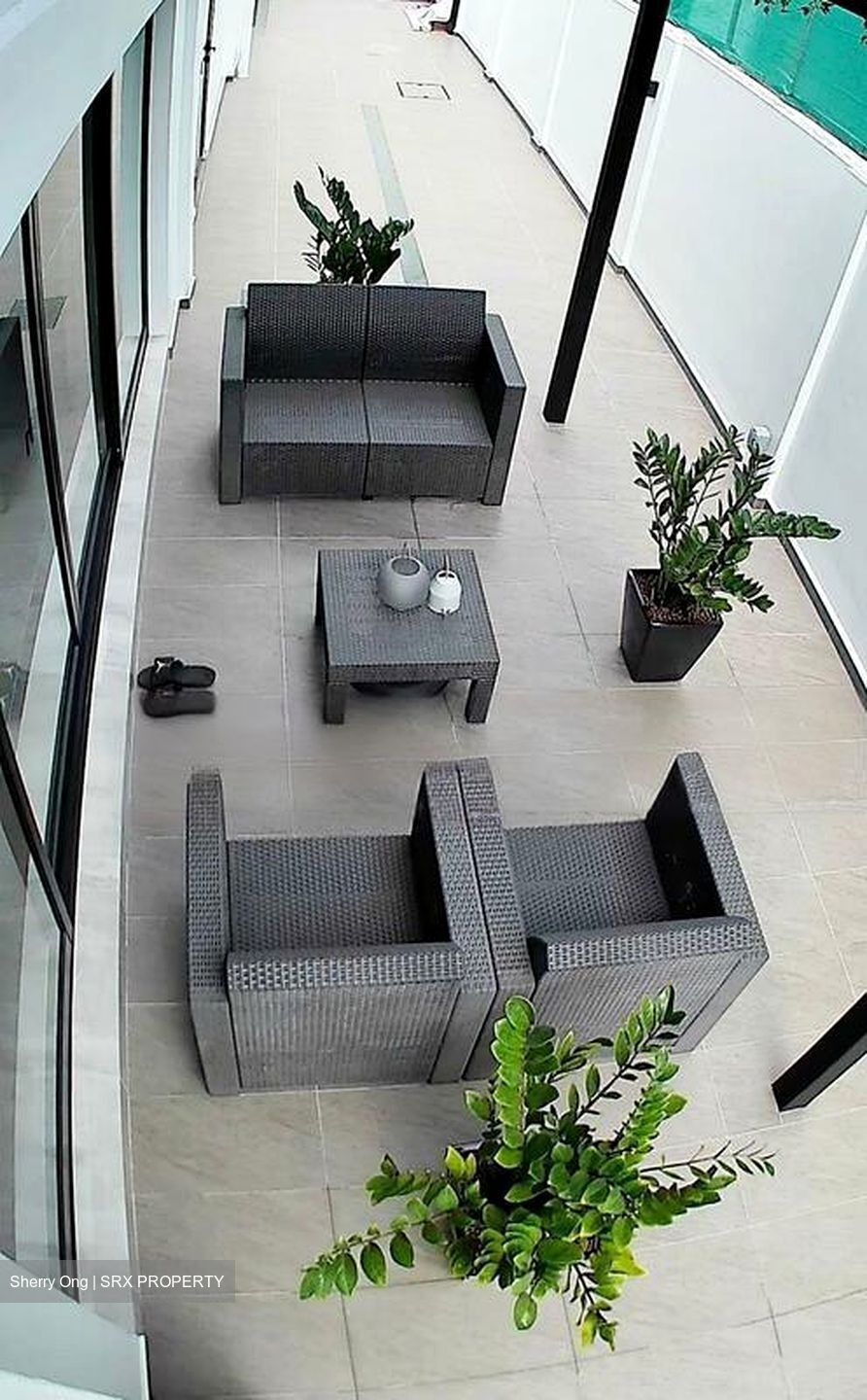 Parry Avenue (D19), Semi-Detached #485486641